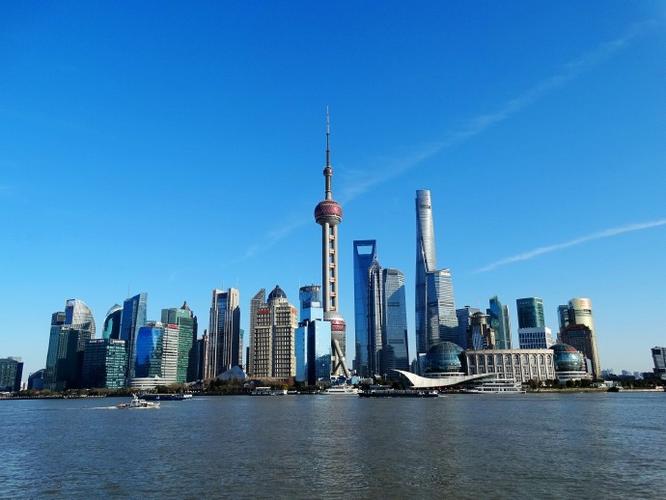 虚实融合、内容出海，万向娱乐如何定义下一代娱乐公司？